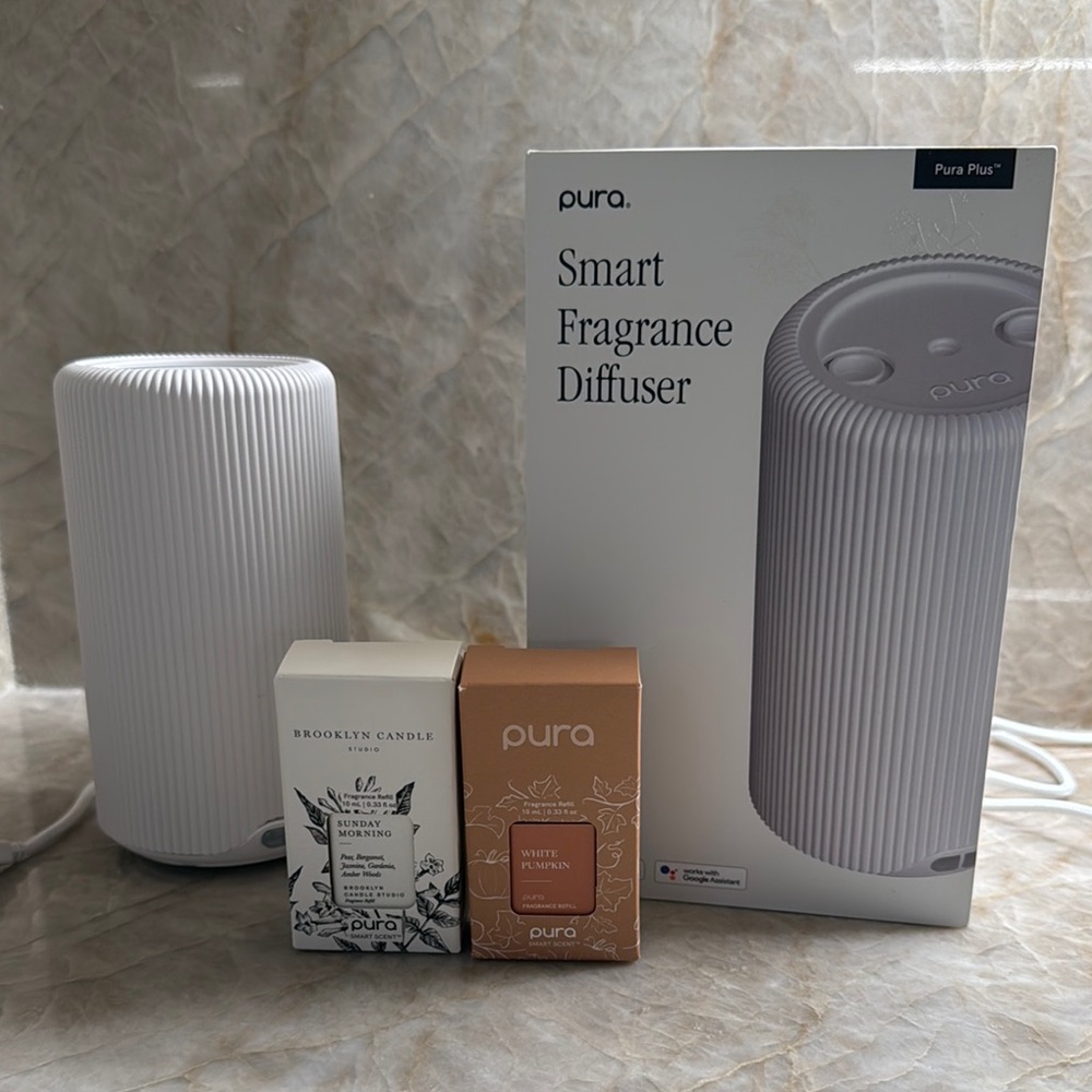 Pura Smart Fragrance Diffuser with Candles
